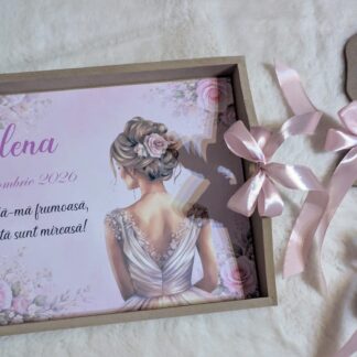 Tavă pentru gătitul miresei personalizată cu oglindă, perie de păr, nume și dată, accesoriu elegant pentru nuntă